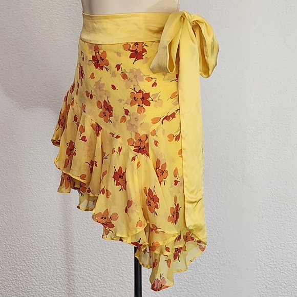 Abercrombie & Fitch 100% Silk Floral Side Closure Skirt Yellow Size 4 - Picture 7 of 14